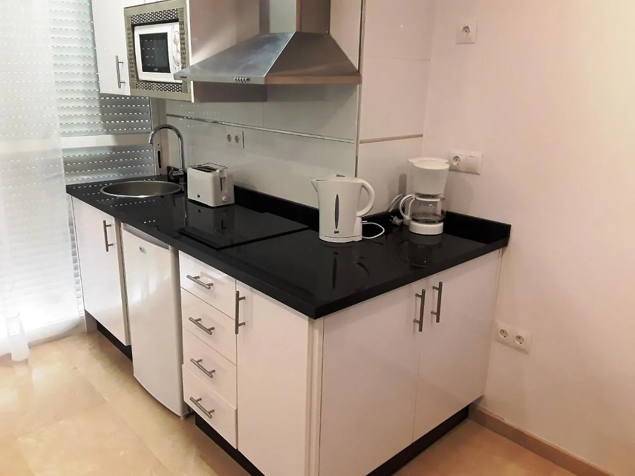 Apartamentos Roca Chica Torremolinos