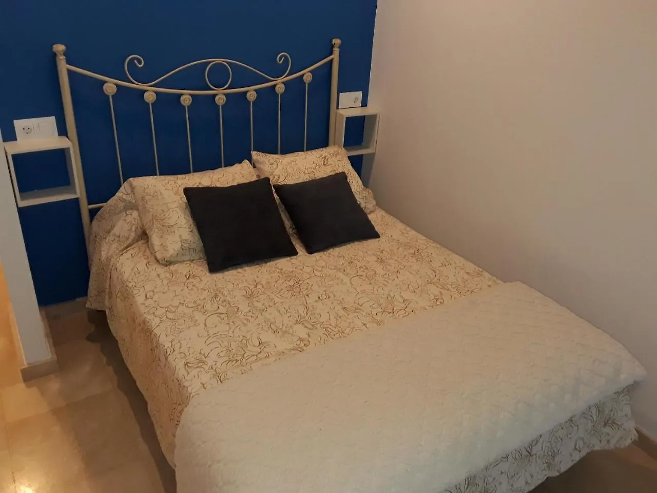 Apartment Apartamentos Roca Chica Torremolinos Spain