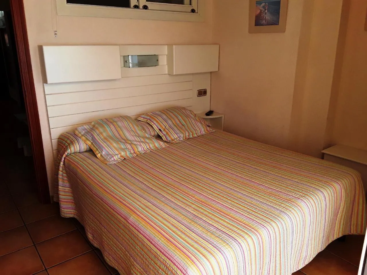 Apartamentos Roca Chica Torremolinos Apartment