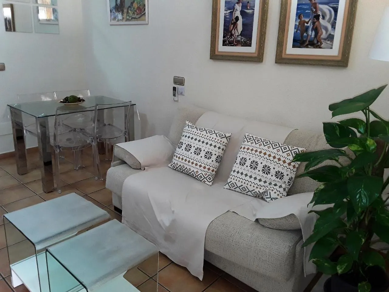 Apartamentos Roca Chica Torremolinos 0*,