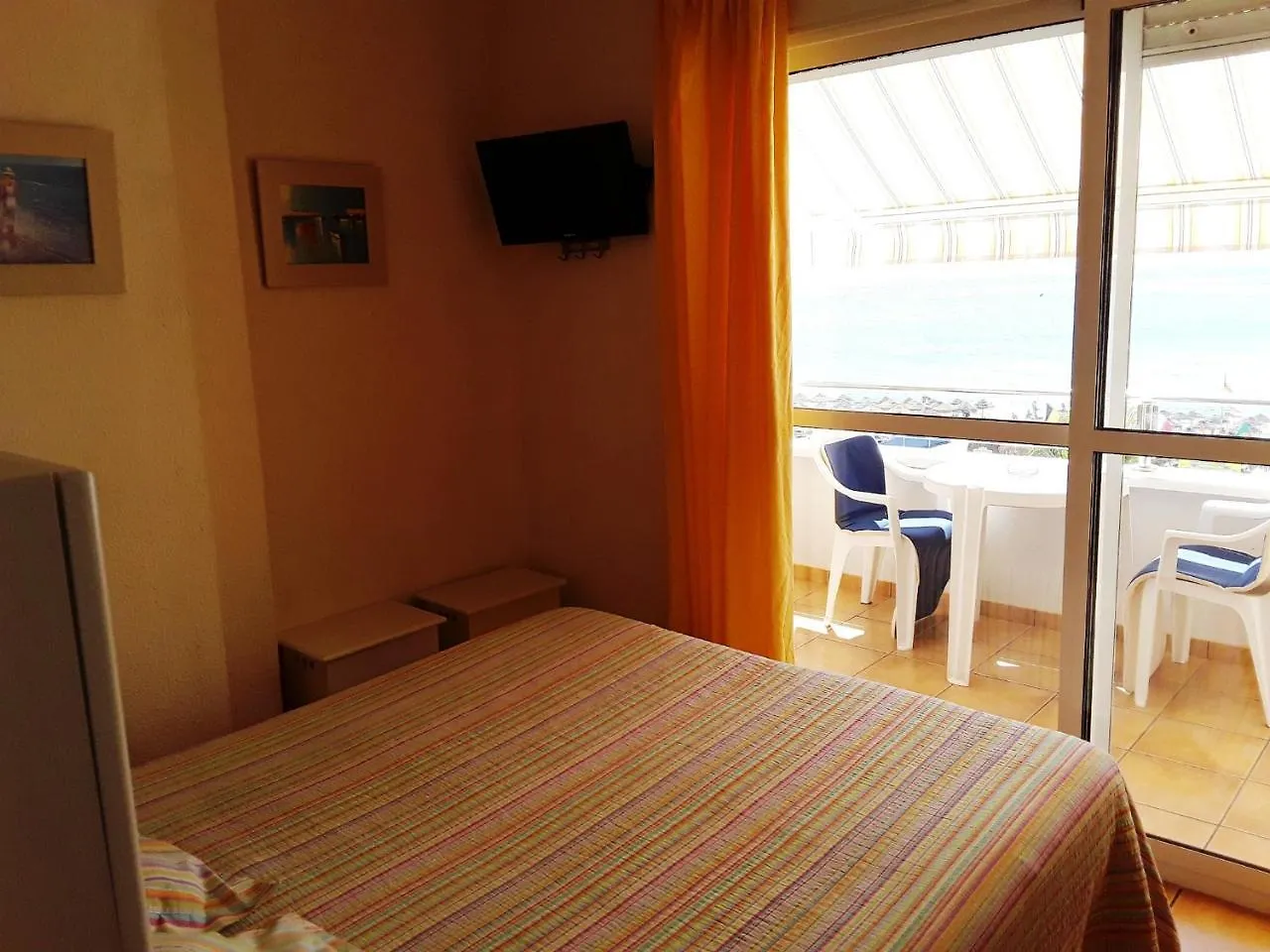 Apartamentos Roca Chica Torremolinos Spain