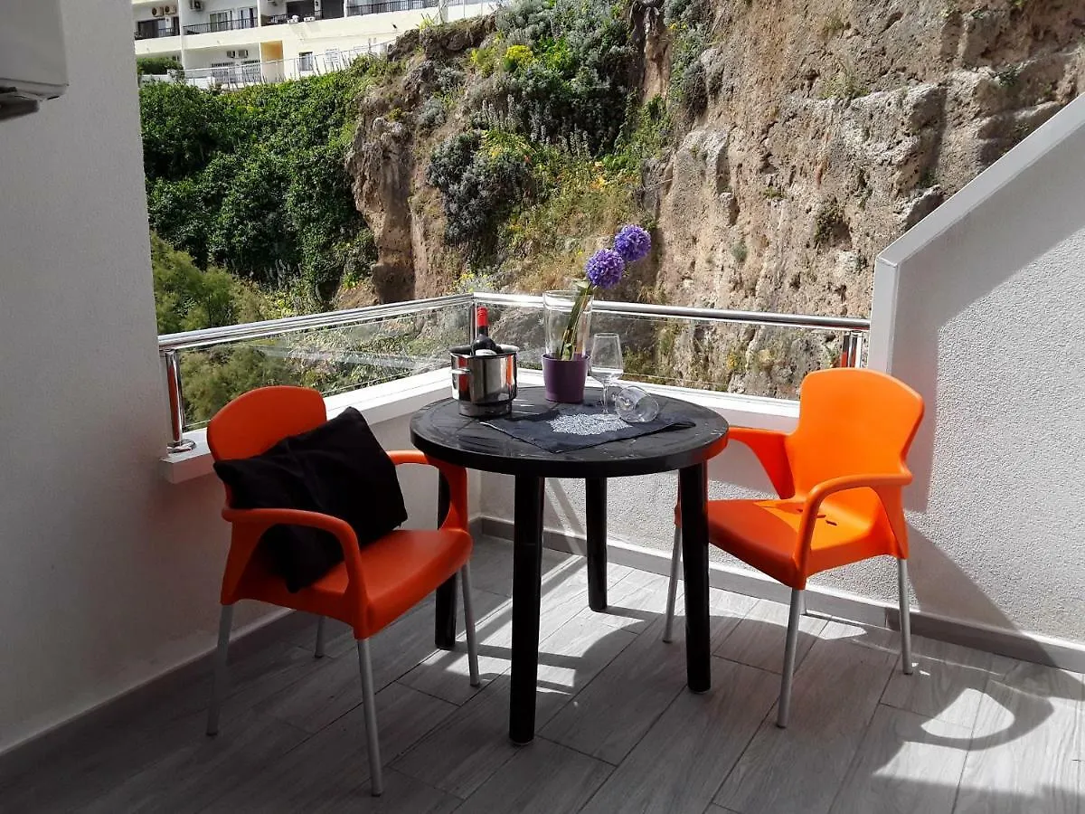 Apartamentos Roca Chica Torremolinos